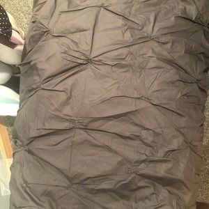 Dark gray queen duvet pin tuck